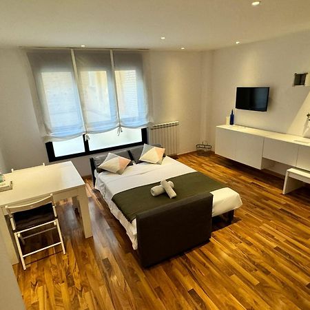 Suite Anna Zaragoza Exterior photo